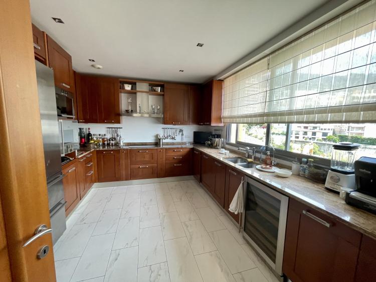 Magnifique Triplex Penthouse avec vue sur le port Hercule