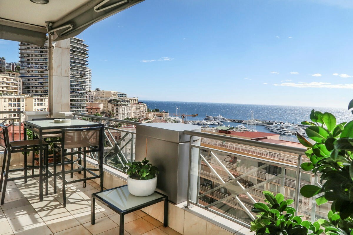 Magnifique Triplex Penthouse avec vue sur le port Hercule
