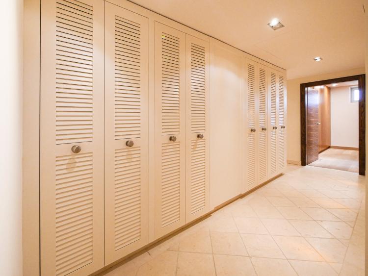PALAZZO LEONARDO - APPARTEMENT SUR UN ÉTAGE ENTIER - VUE MER