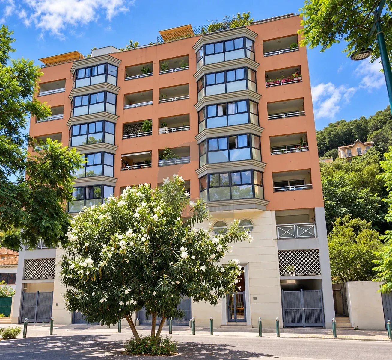 Menton Borrigo - Appartement 2 Pièces - balcon - garage